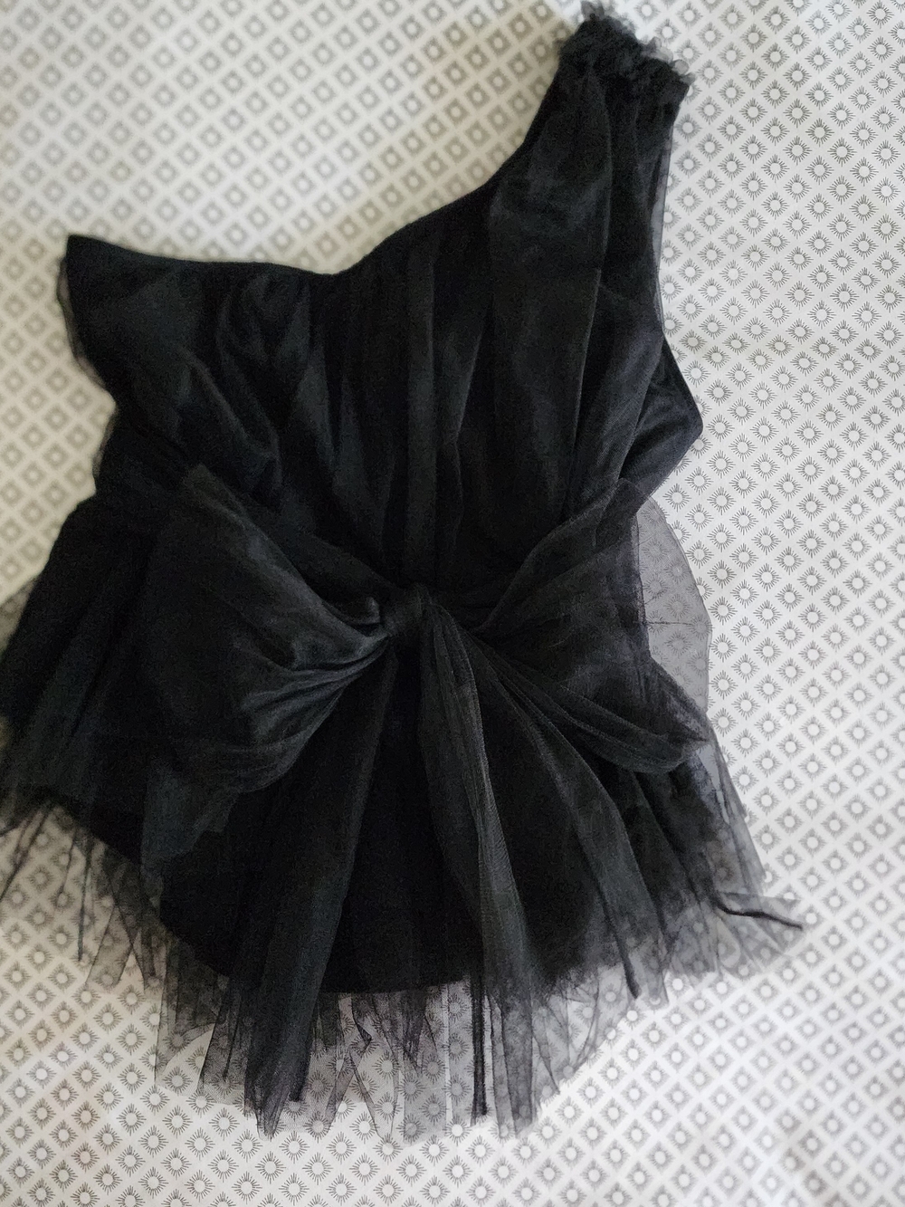 NWOT Express Black Women's Top 1 SHOULDER, TULLE BOTTOM WITH TIE